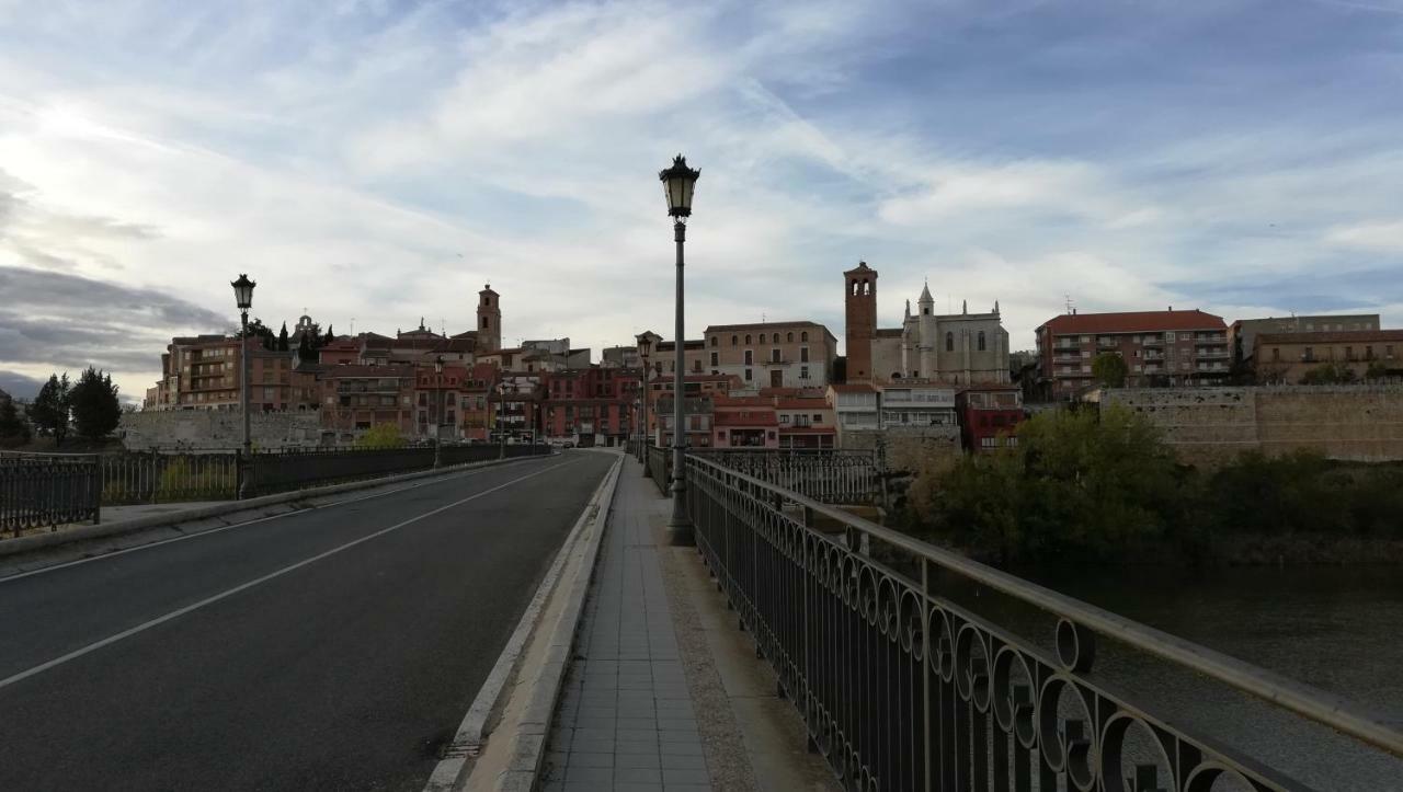 La Casa Del Duero Villa Тордесиляс Екстериор снимка